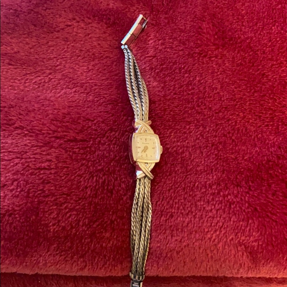 Vintage Bulova 10 karat gold watch